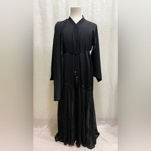Embezzled Black Abaya